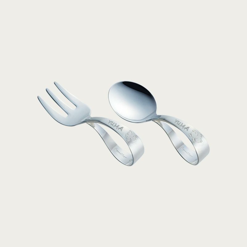 ☆新品未開封☆ファミリア カトラリーセット フォークナイフスプーン4セット レア スプーン・フォーク・ ファミリア カラトリー セット